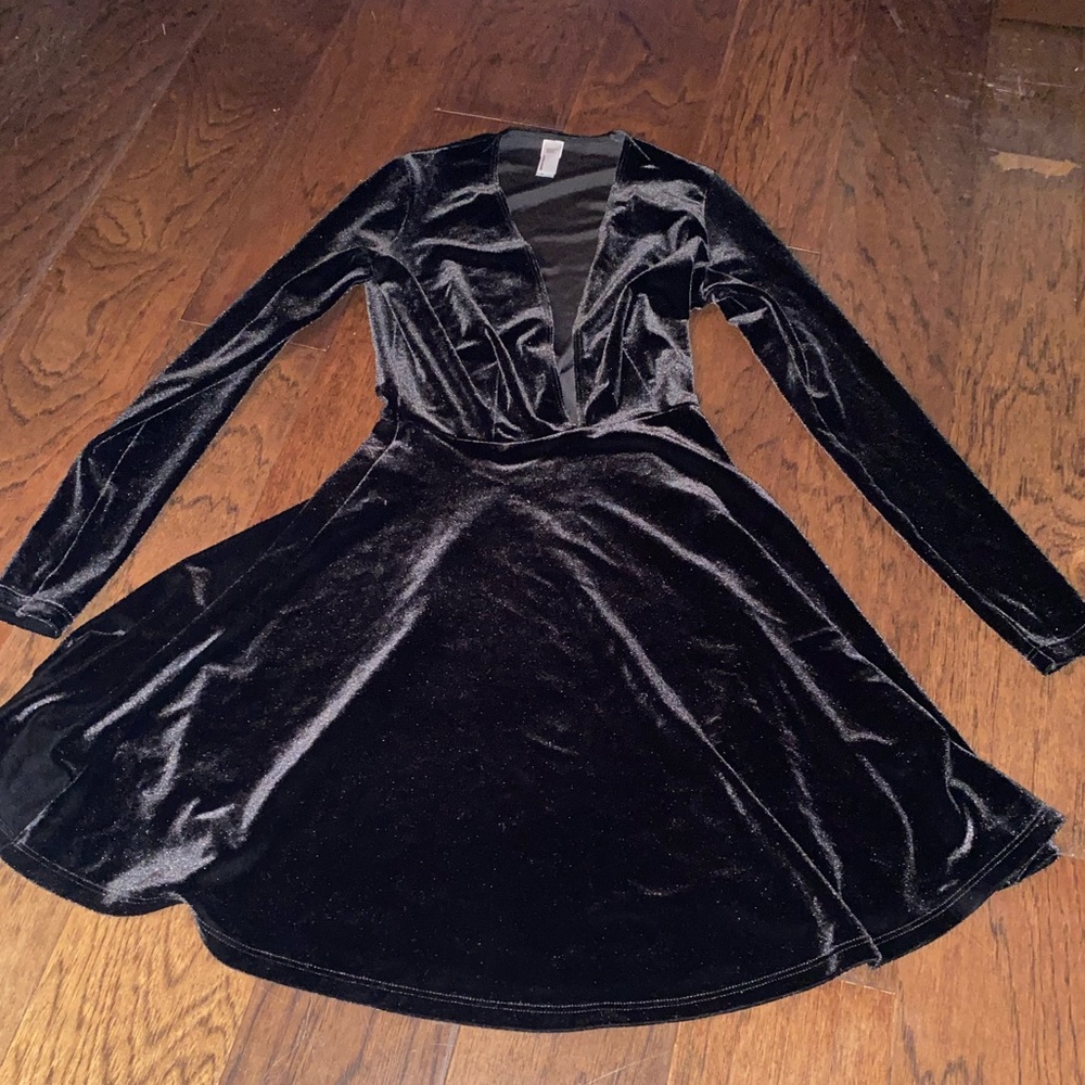 Womens long sleeve velvet dress | size Extra Small